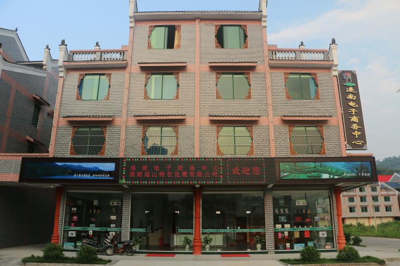 806.jpg